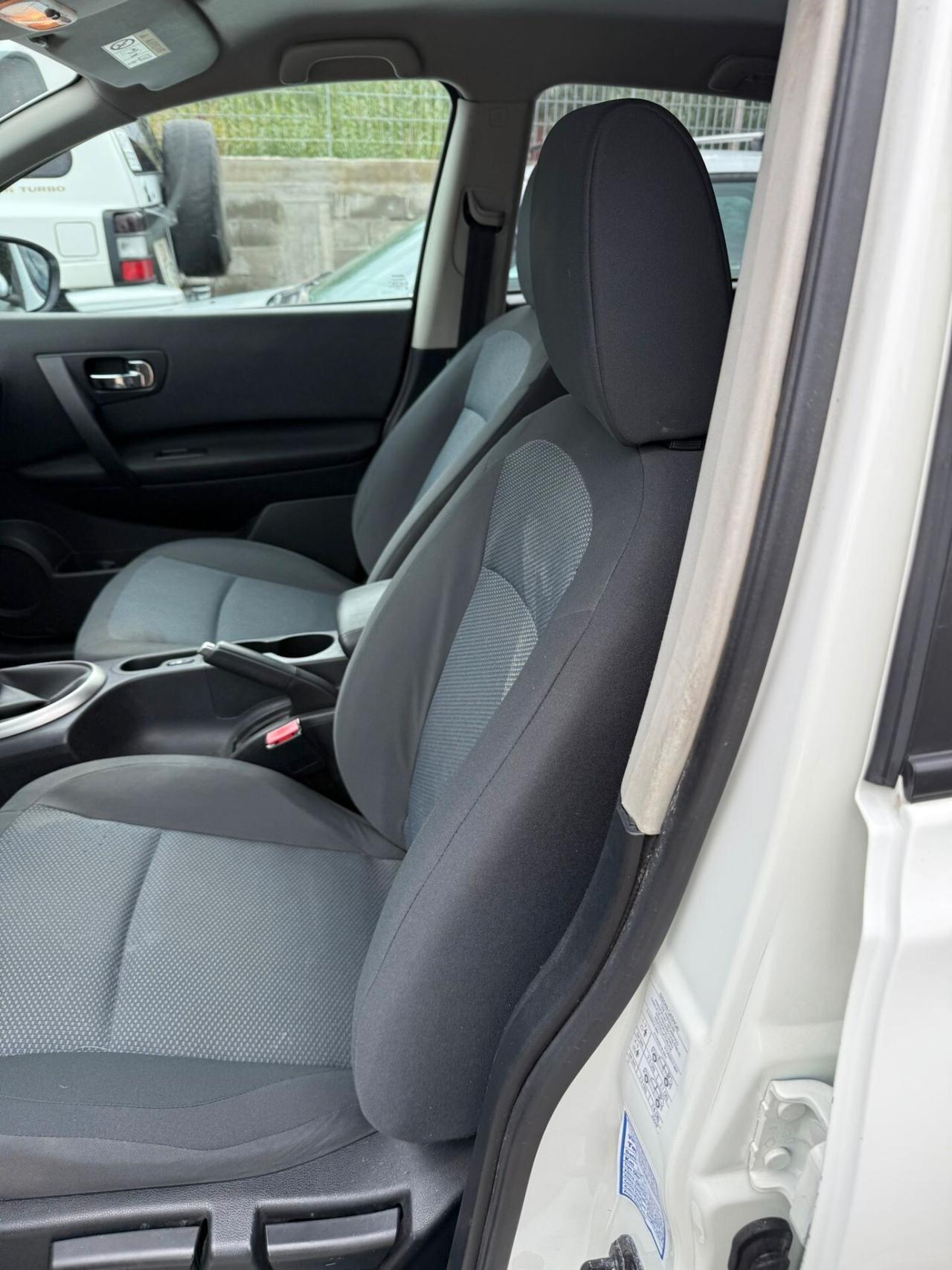 Nissan Qashqai 1.5 dCi DPF 360