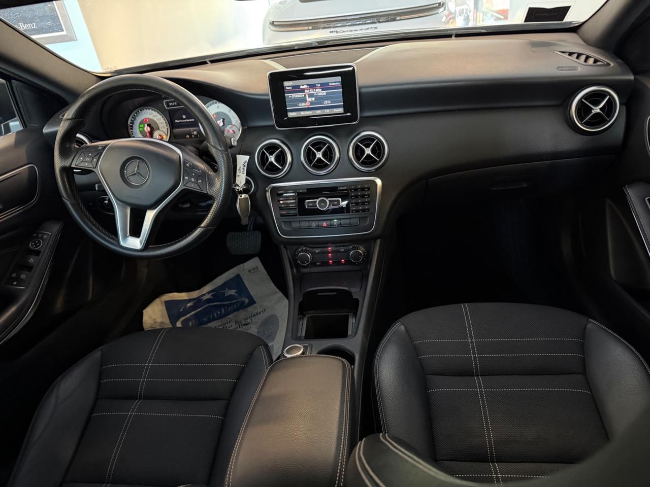 MERCEDES CLASSE A (W176) ('12'-'18') A 180 CDI AUTOMATIC DARK NIGHT EDITION (80 KW) Valore di listino: € 33534