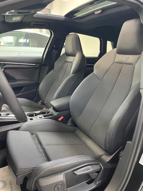 Audi A3 SPB 2.0 TDI 150CV S tronic S-line Black My26