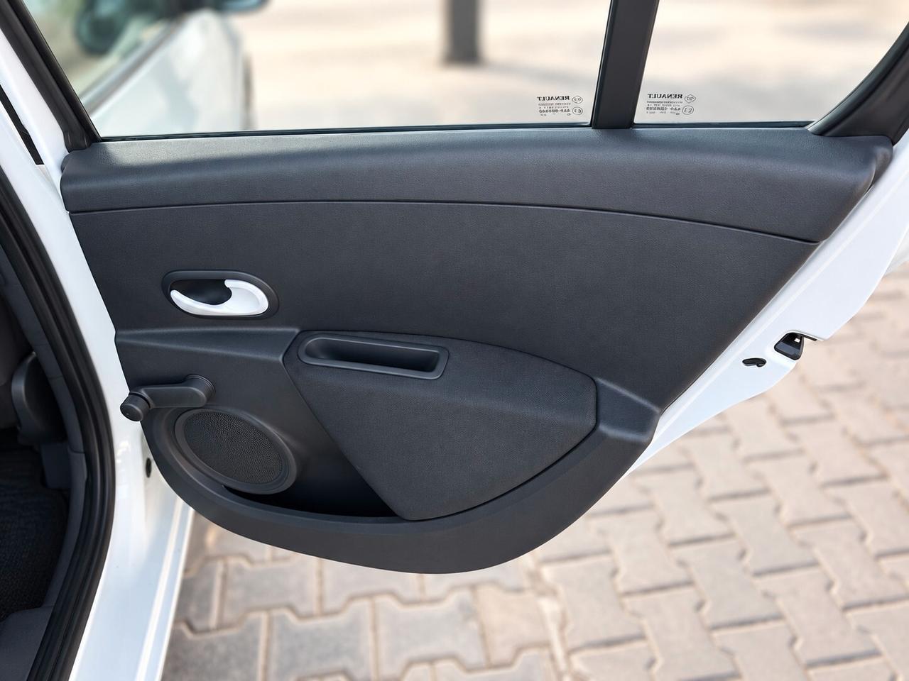 Renault Clio 1.2 16V 5 porte GPL Dynamique