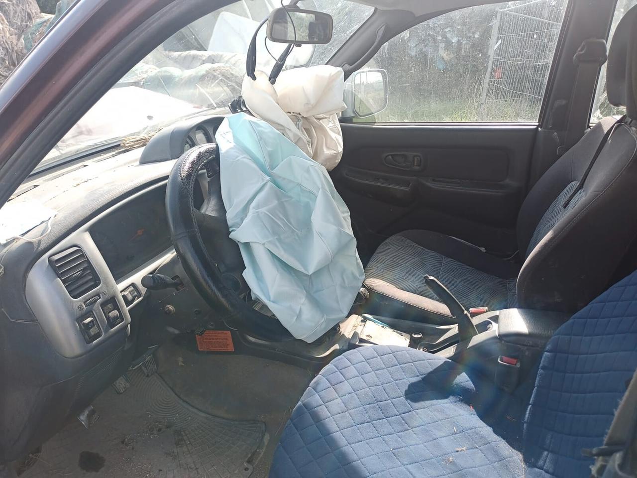 Mitsubishi L200 2.5 TDI 100CV 4WD R/D LOCK