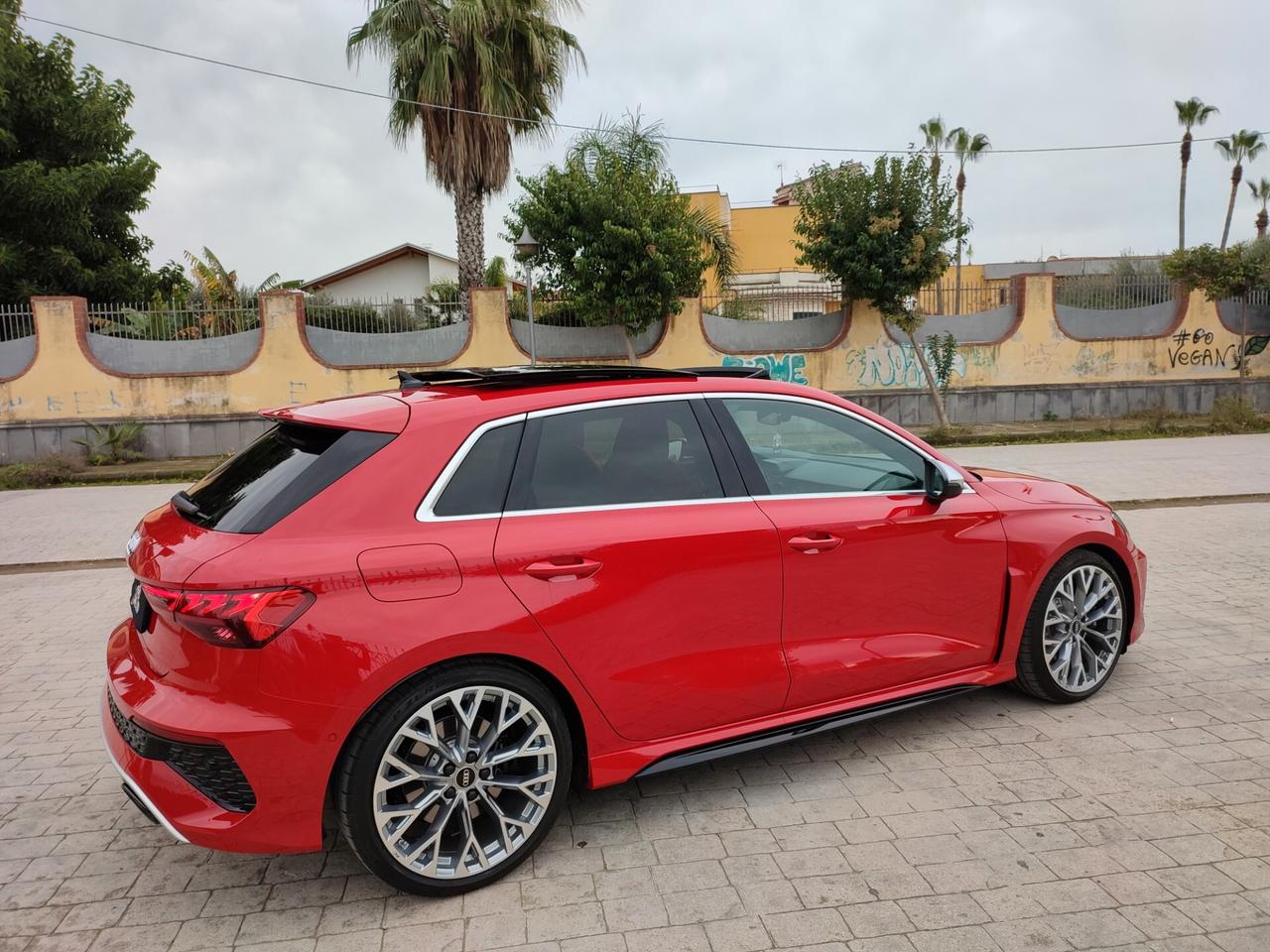Audi A3 PERFORMANCE TETTO APRIBILE STRAFULL PARI A KM 0