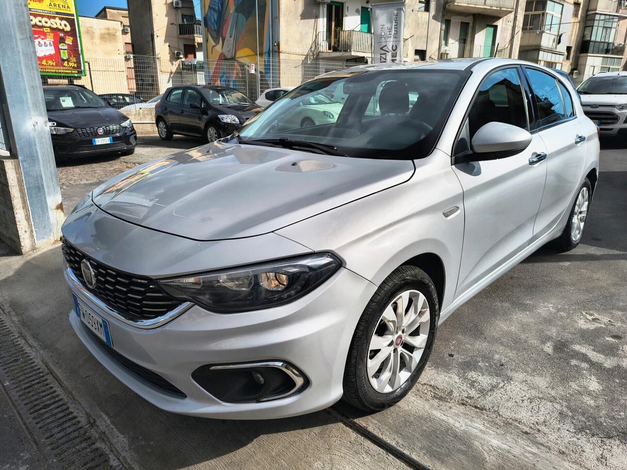 FIAT TIPO 1.6 DIESEL SOLO 115.000 KM LOUNGE 2019