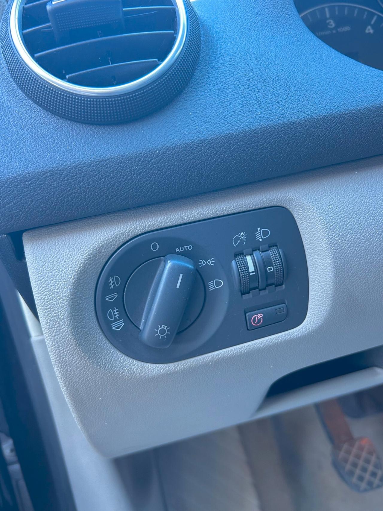 Audi A3 SPB 2.0 TDI QUATTRO-UNIPROPRIETARIO