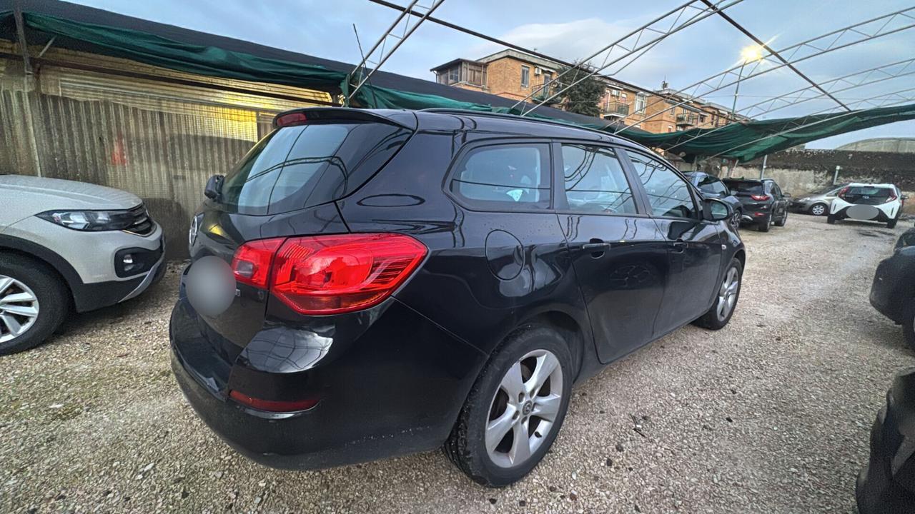 Opel Astra 1.7 CDTI 110CV SW diesel 2012 USATO