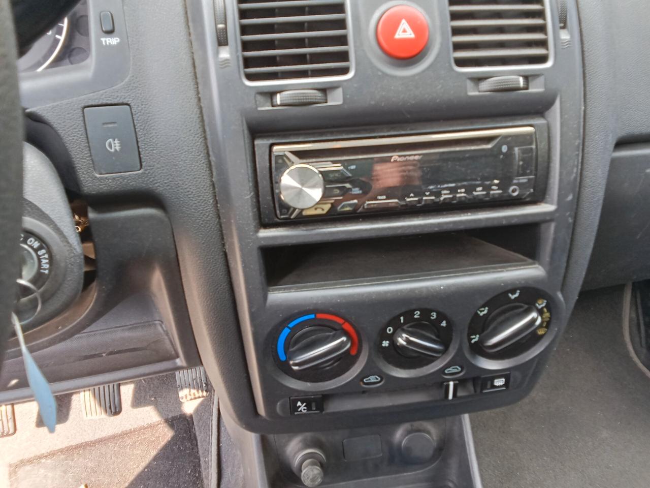 Hyundai Getz 1.1 12V (66CV) 5p. Like