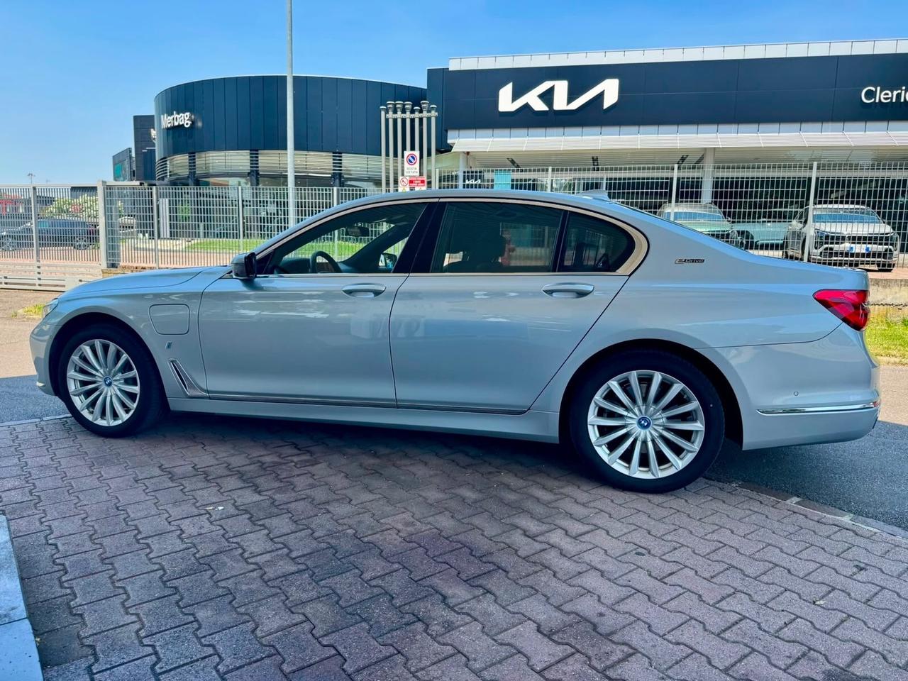 Bmw 740e Eccelsa 65.000km perfetta in tutto full optional