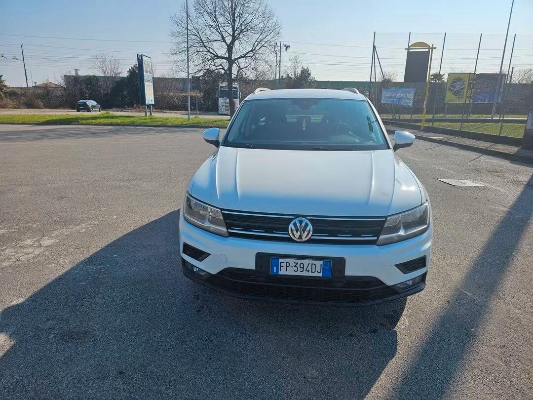 Volkswagen Tiguan 2.0 TDI SCR DSG 4MOTION Business BMT