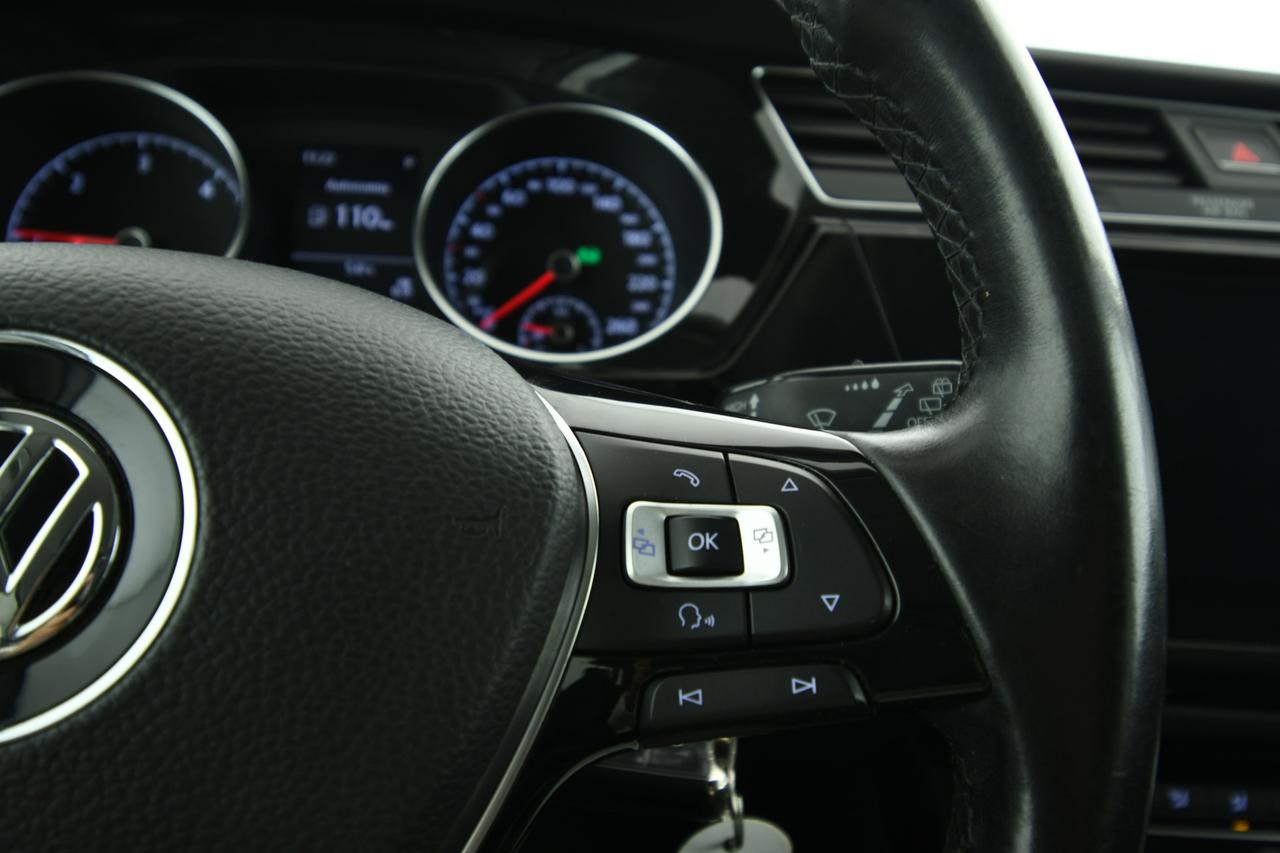 VOLKSWAGEN Touran 1.6 tdi Highline 115cv dsg ACC+ALCANTARA+C17"