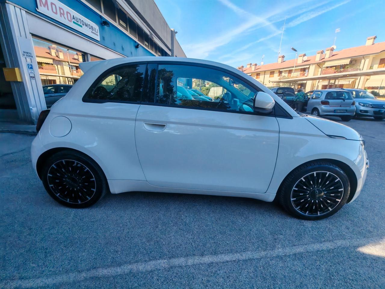 Fiat 500e Berlina 42 kWh
