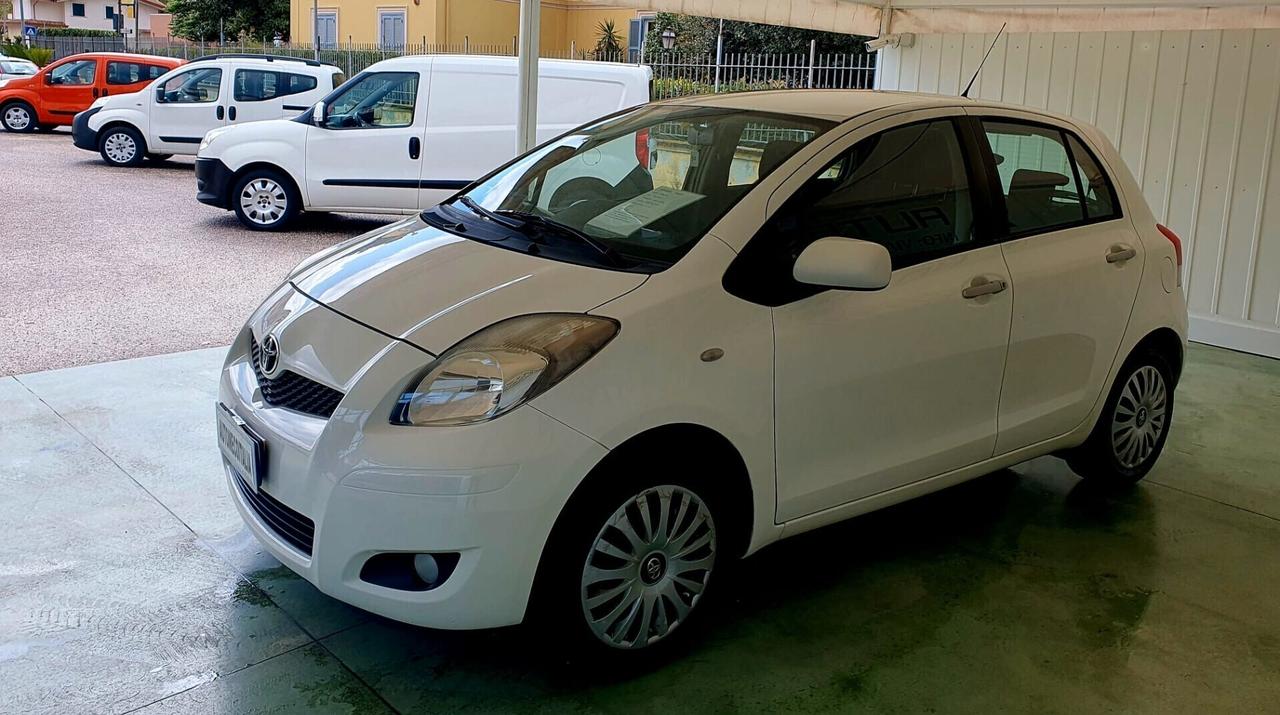 Toyota Yaris 1.0 BENZ. - 2011 - KM. 160.000