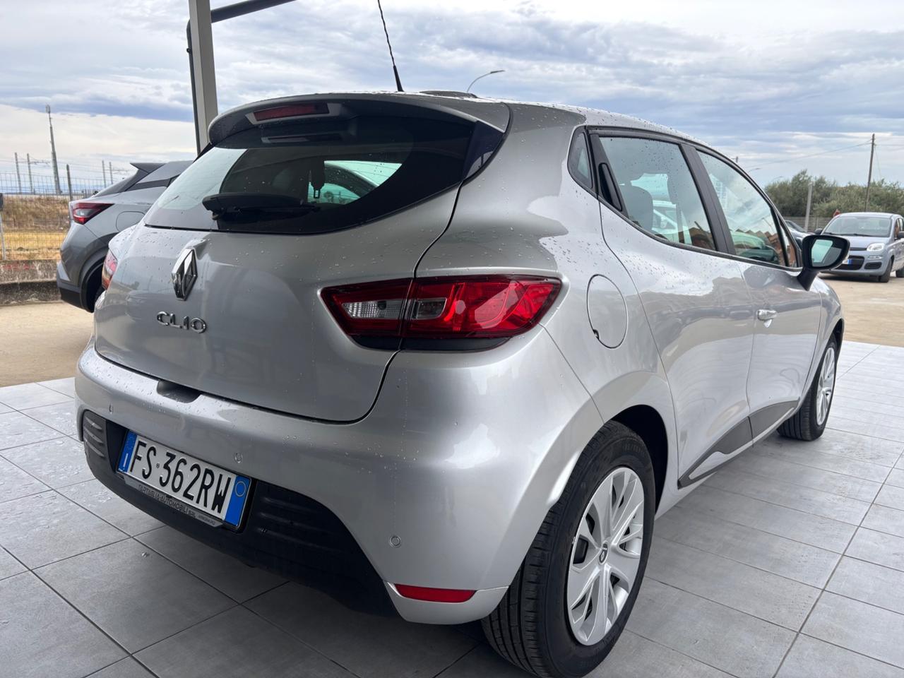 Renault Clio dCi 8V 75 CV 5 porte Moschino Intens