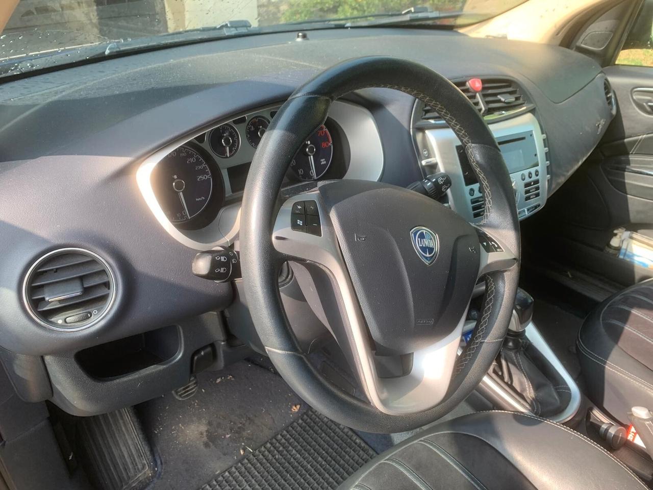 Lancia Delta 1.4 T-Jet 120 CV Oro