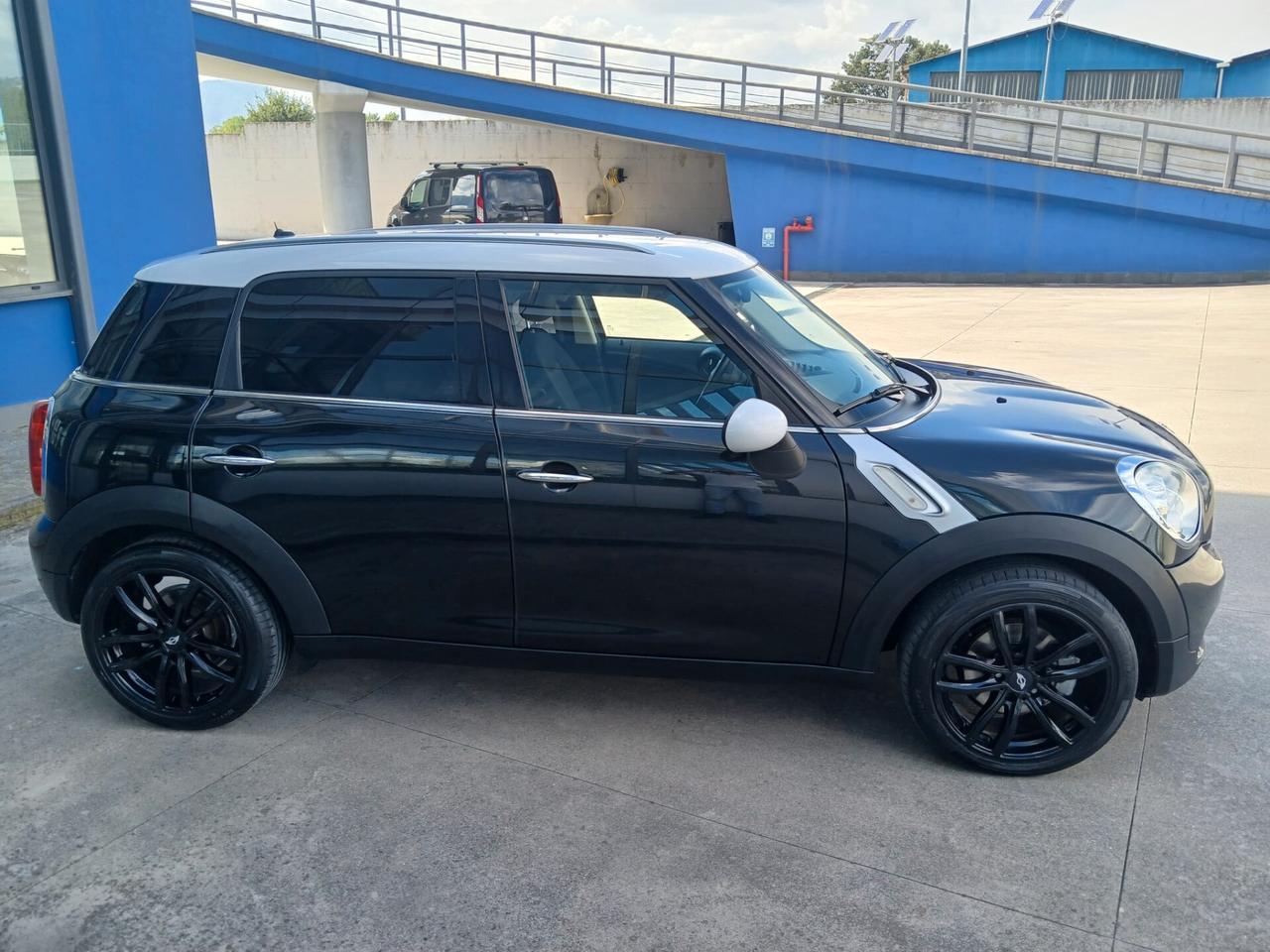 Mini Cooper Countryman 1.6D 111cv anno 2014