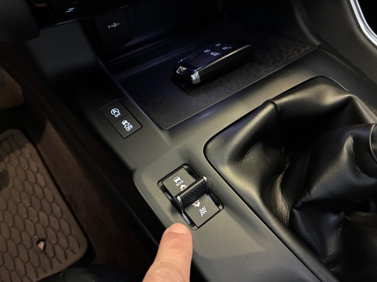 Jaguar E-Pace 2.0d i4 fwd 163cv Aziendale