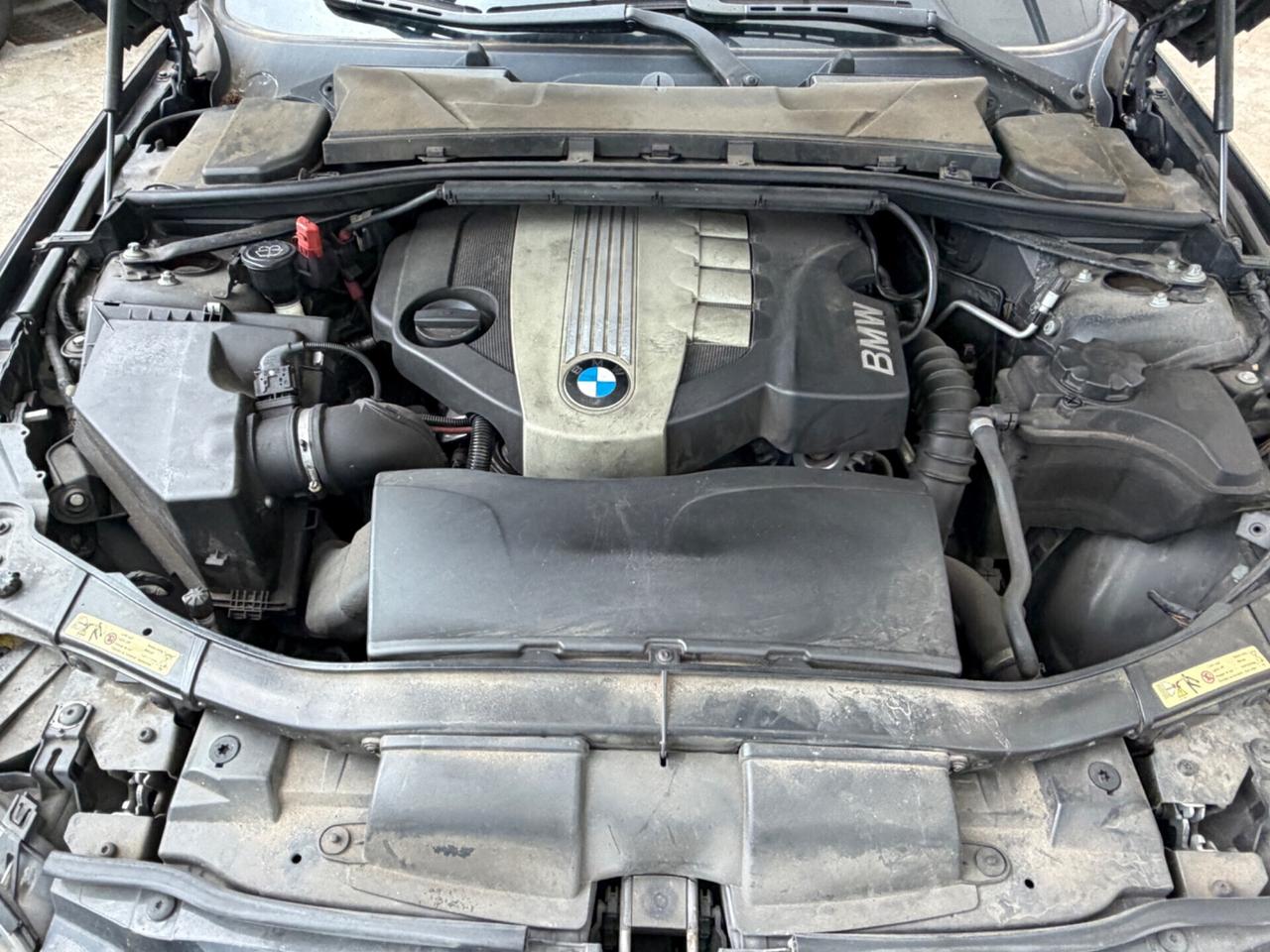BMW 320d 177CV Coupé Futura MANUALE