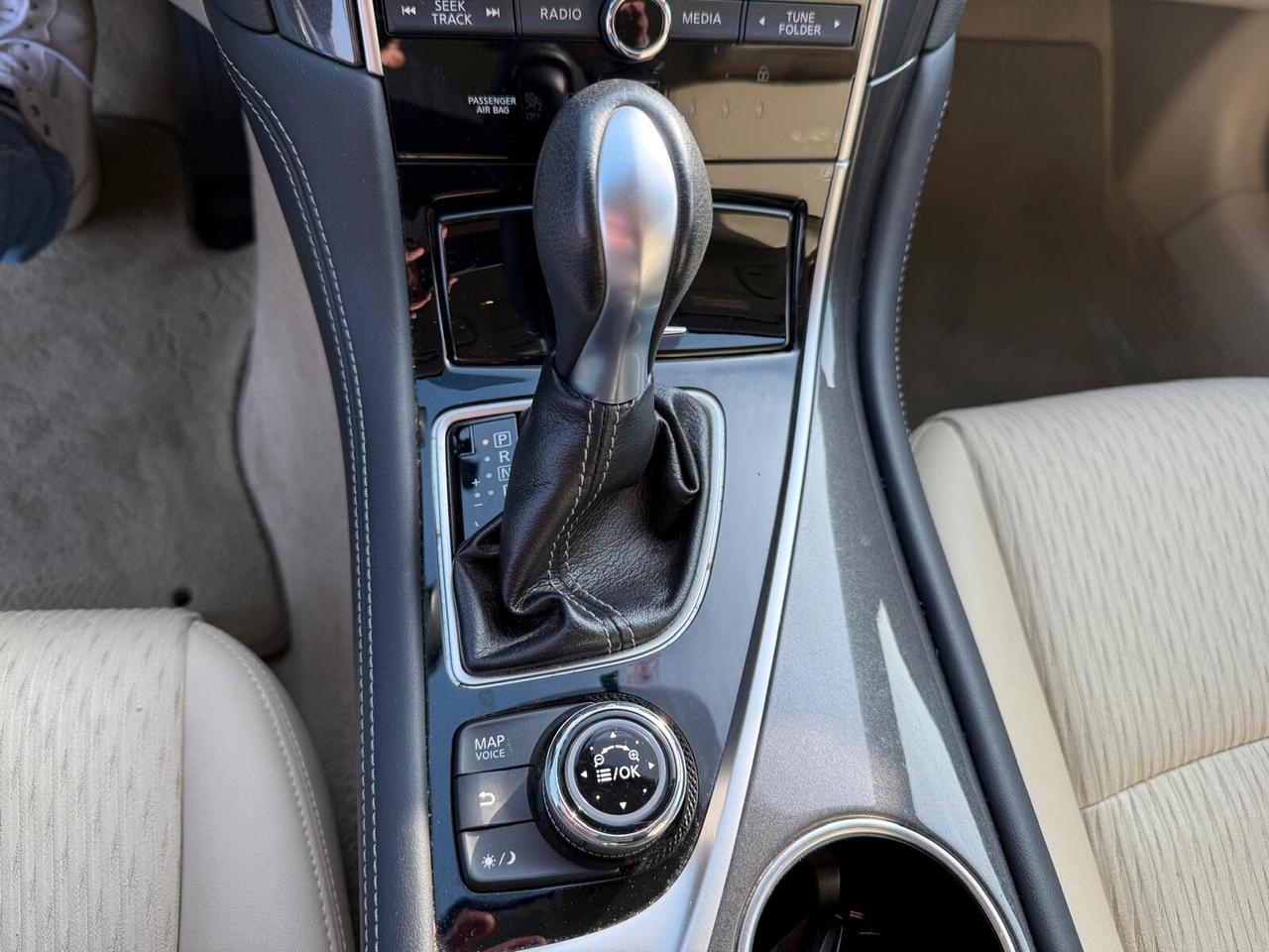 Infiniti Q50 2.2 diesel AT Premium Executive