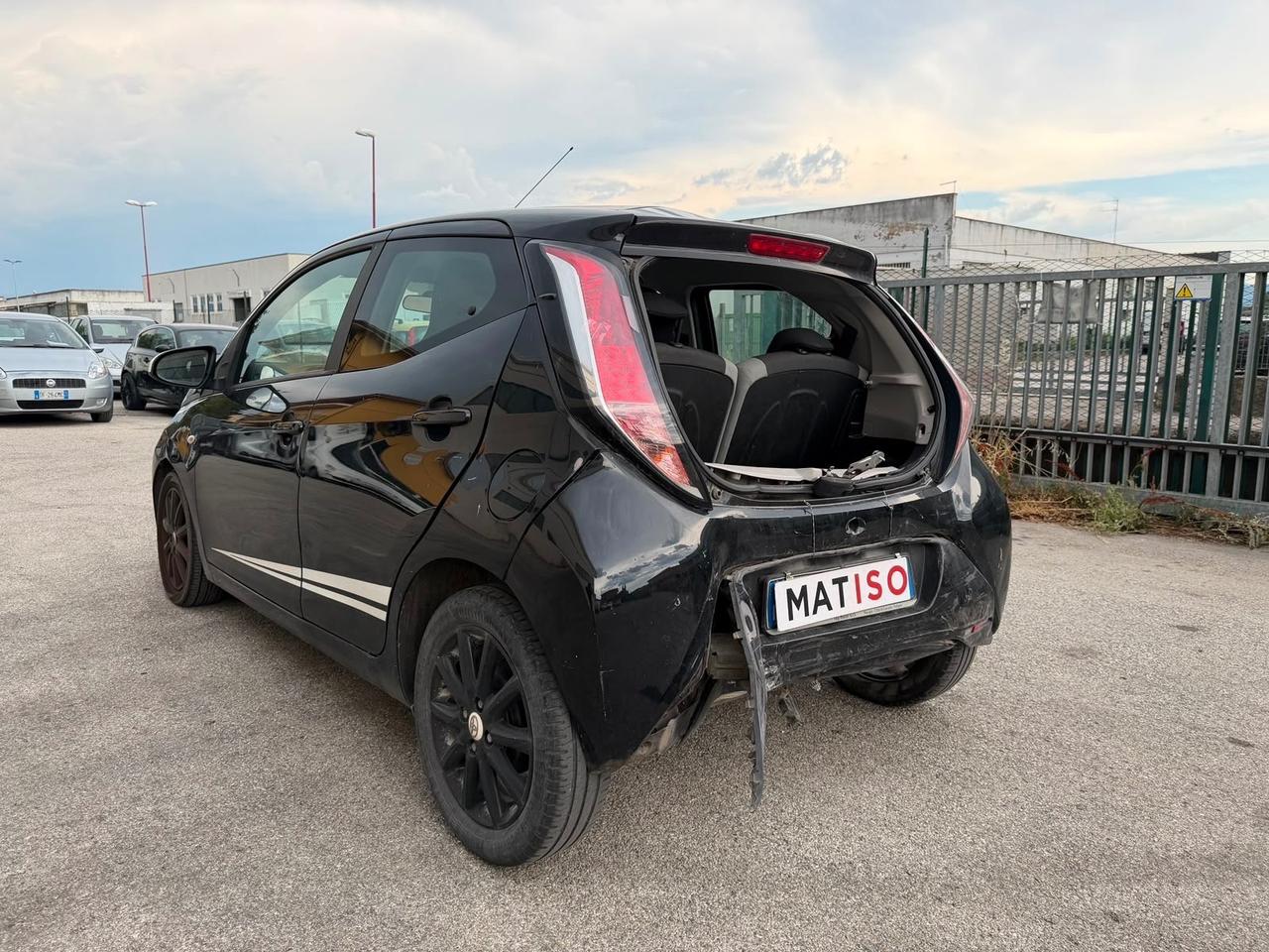 Toyota Aygo 1.0 VVT-i AUTO INCIDENTATA 99000 KM