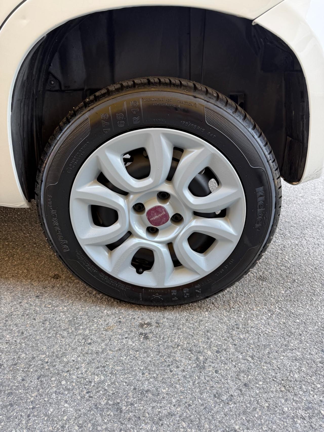Fiat Panda 0.9 TwinAir Turbo Natural Power Lounge