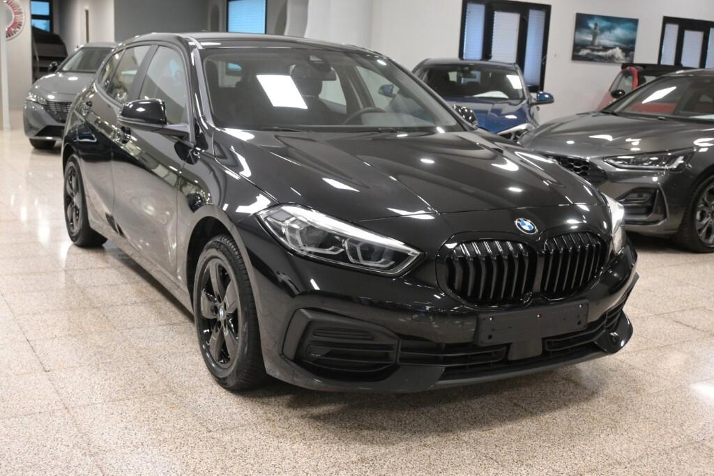 BMW 116D 6M. BUSINESS ADVANTAGE ( FARI LED - BMW DIGITAL COCKPIT - CLIMA BIZONA - PDC - NAVI - MIRROR - CRUISE )