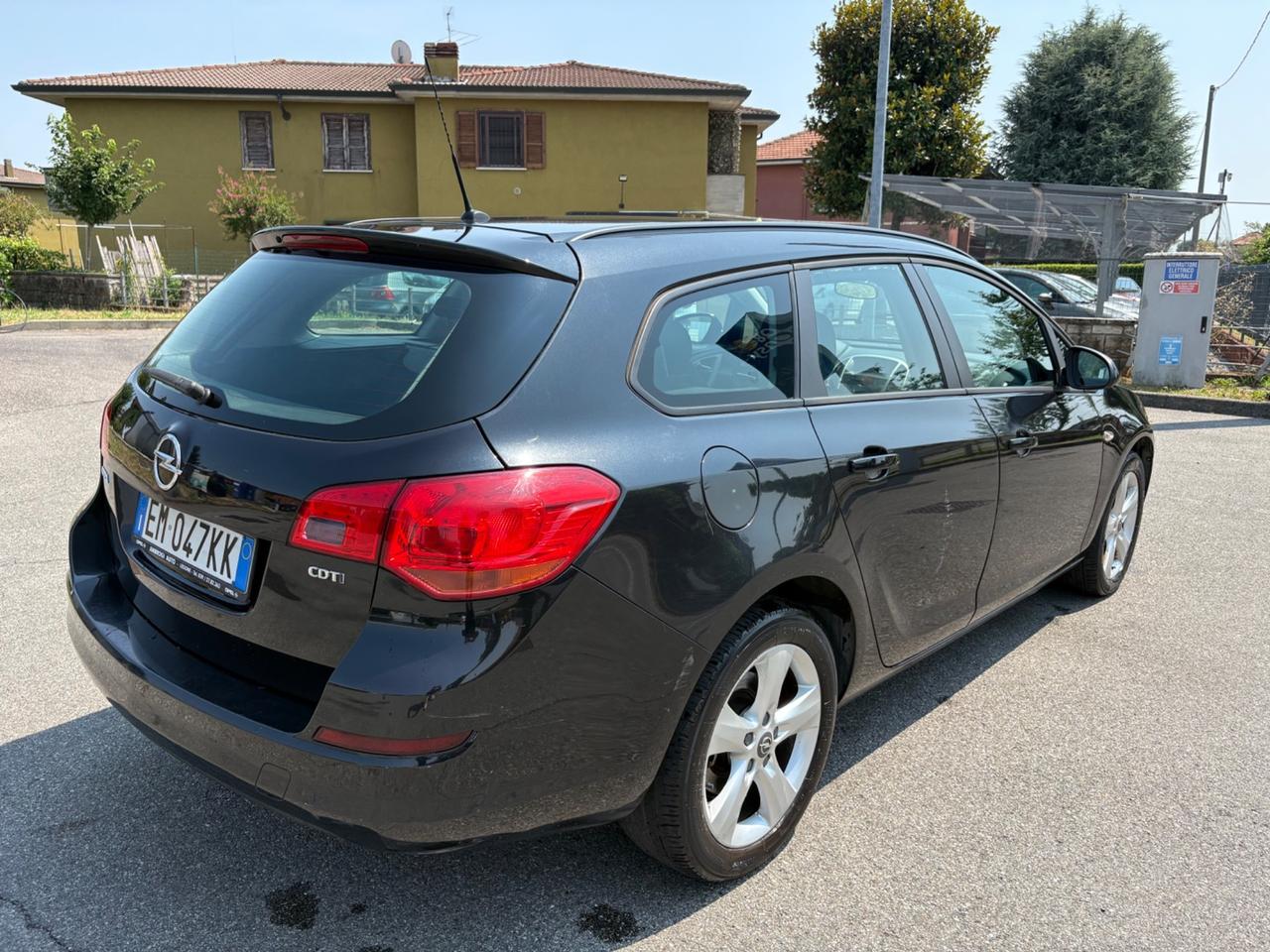 Opel Astra 1.7 CDTI 110CV Sports Tourer Cosmo