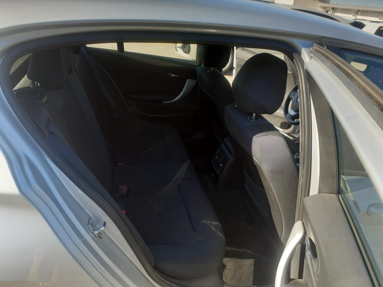 BMW 116D 5p. Urban - 2011