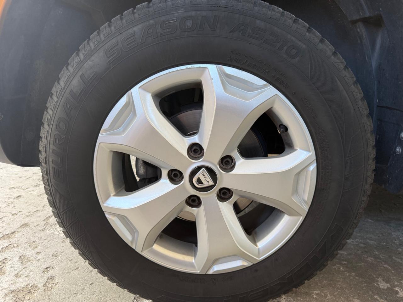 Dacia Duster 1.6 SCe 4x2 Comfort