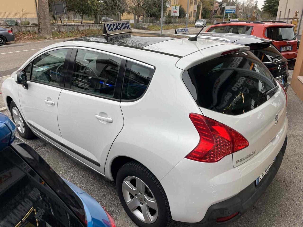 Peugeot 3008 1.6 HDi 110CV Premium