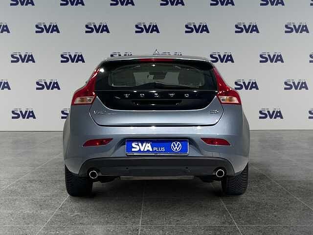 Volvo V40 2.0D 120CV Business Plus - IVA ESPOSTA