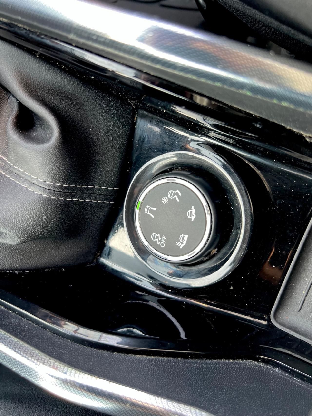 Peugeot 2008 1.6 e-HDi 115 CV Stop&Start Allure