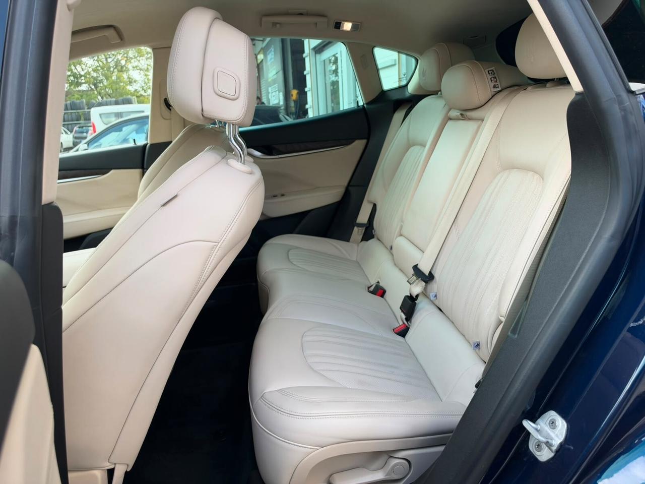 Maserati Levante V6 Diesel 275 CV AWD