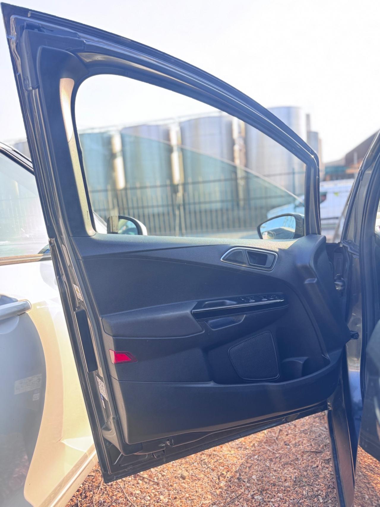 Ford B-Max 1.5 TDCi 75 CV Business Titanium