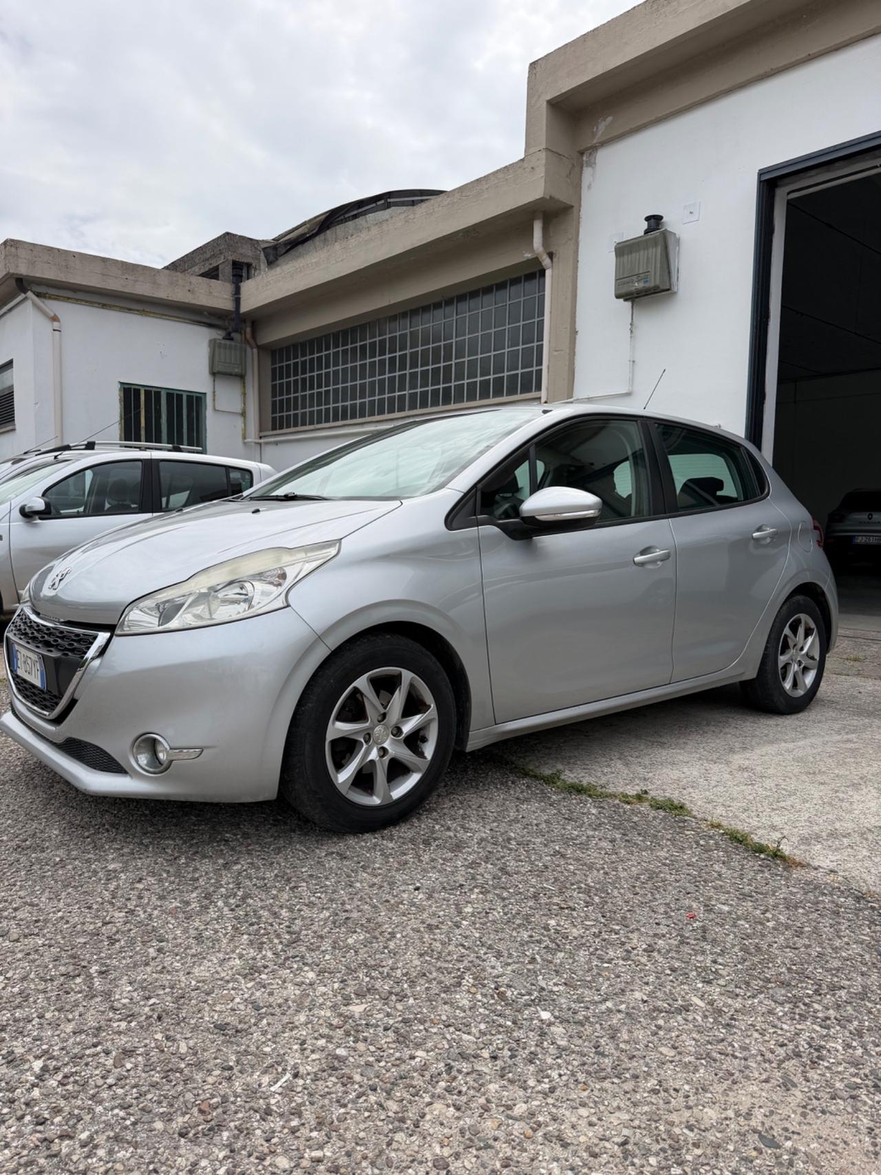 Peugeot 208 1.4 VTi 95 CV 5p. Allure Gpl