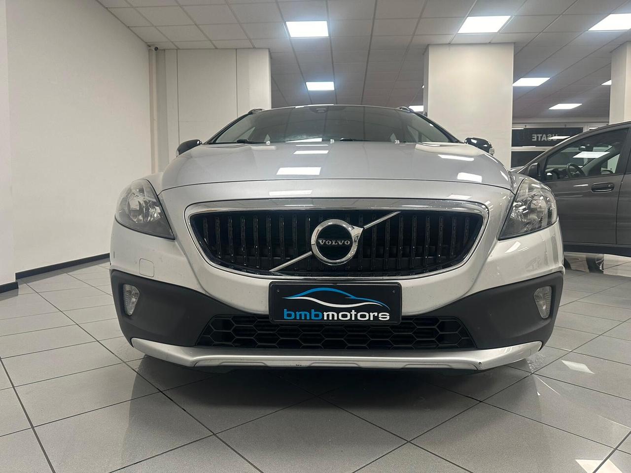 Volvo V40 Cross Country D2 Business Plus