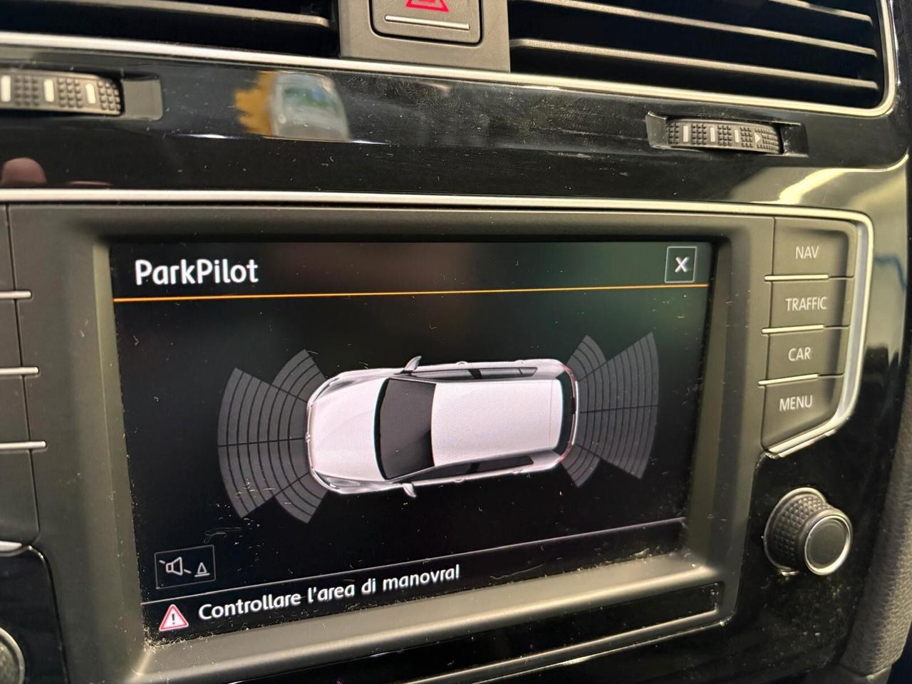 Volkswagen Golf HIGHLINE 1.6 TDI 110 CV DSG 5p.