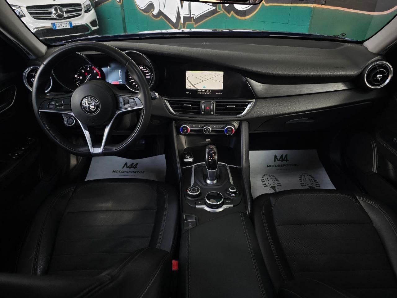 Alfa Romeo Giulia 2.2 TD 150cv AT8