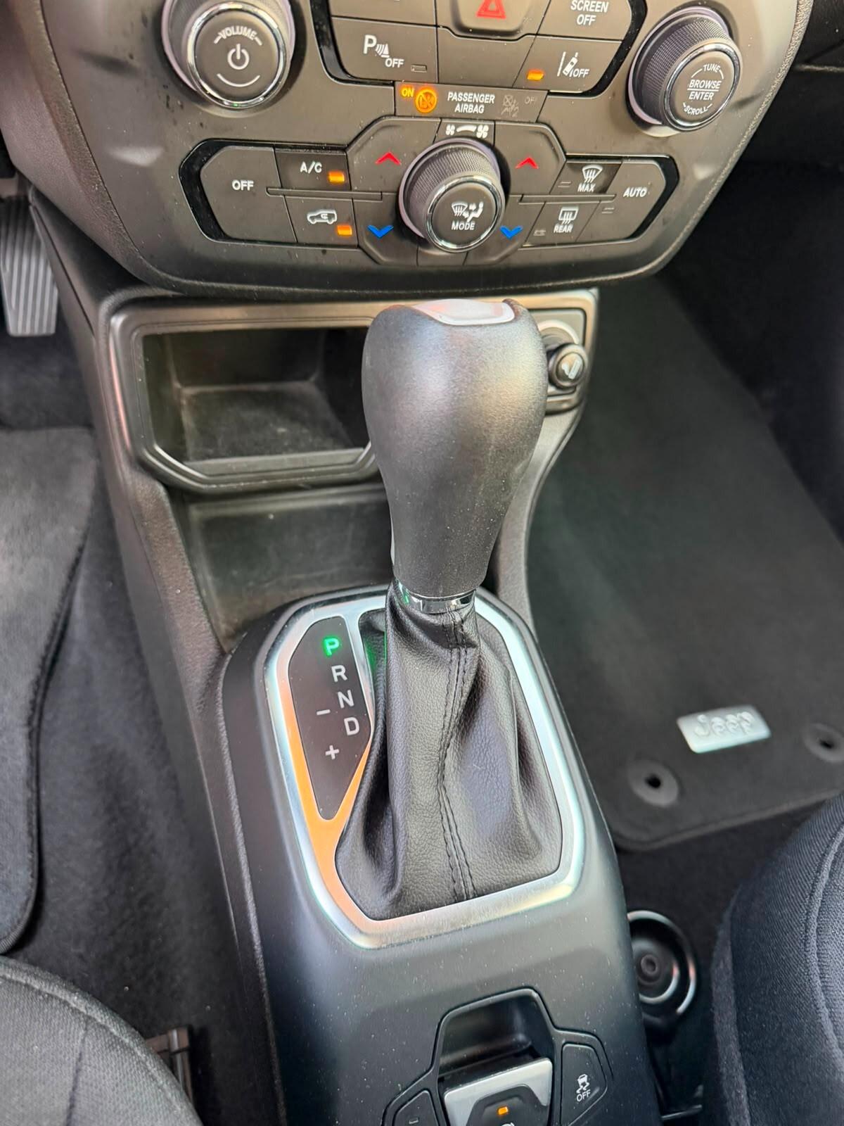 Jeep Renegade 1.6 Mjt 120 CV Longitude