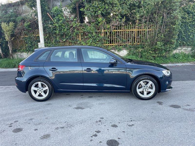 Audi A3 35 TFSI COD Business S.Back