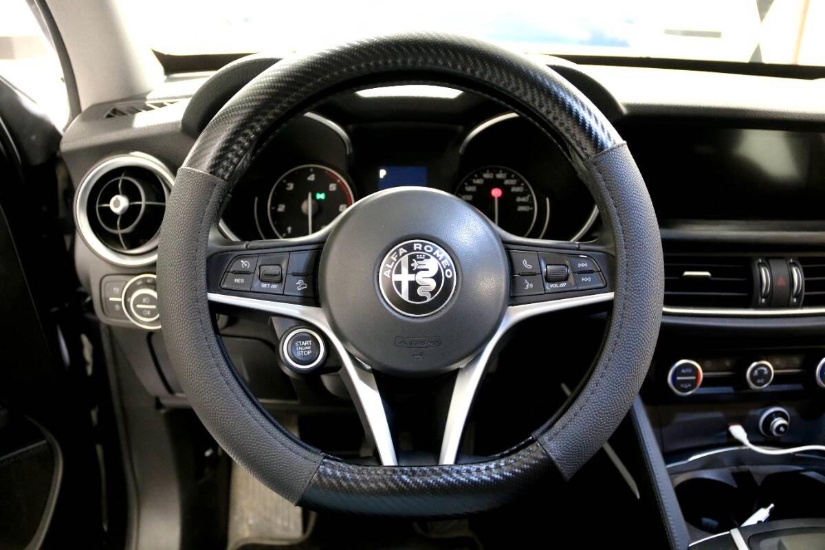 Alfa Romeo Stelvio 2.2 t Executive Q4 180cv auto