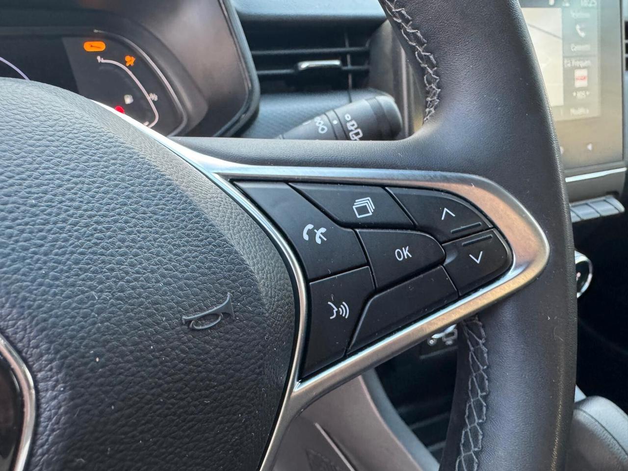 RENAULT CLIO 1.6 E-Tech 145 CV 2023!!! EQUILIBRE!!!