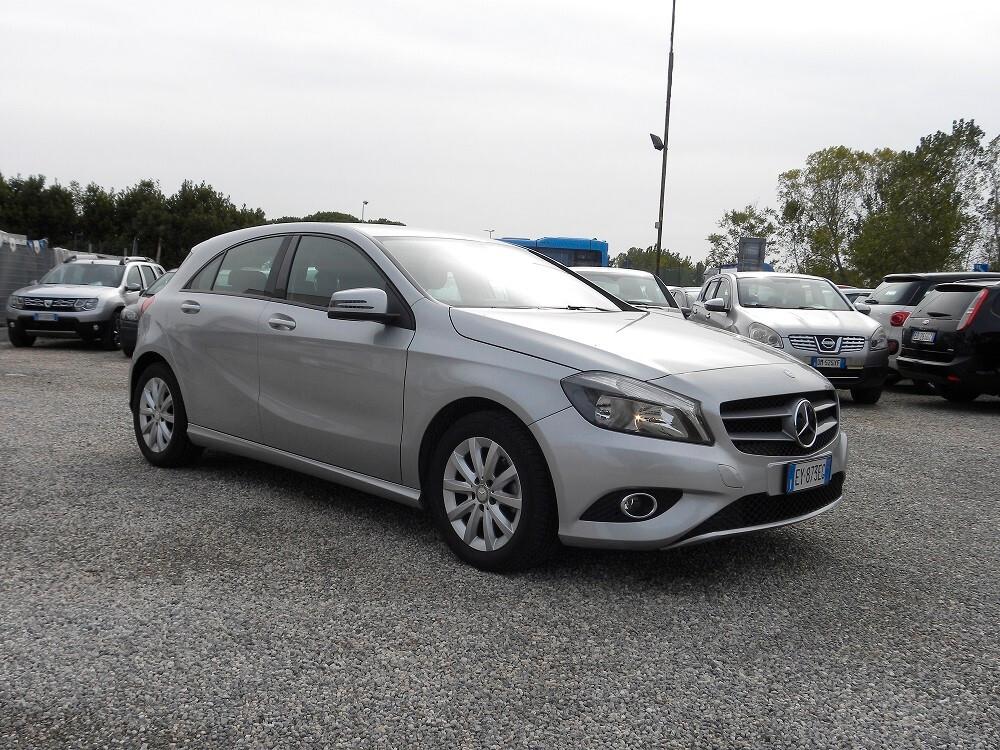 Mercedes-benz A 180 CDI SPORT PELLE, CLIMA, CERCHI, NAVI, CRUISE, MULTIFUNZIONE APPLE CAR PLAY PDC