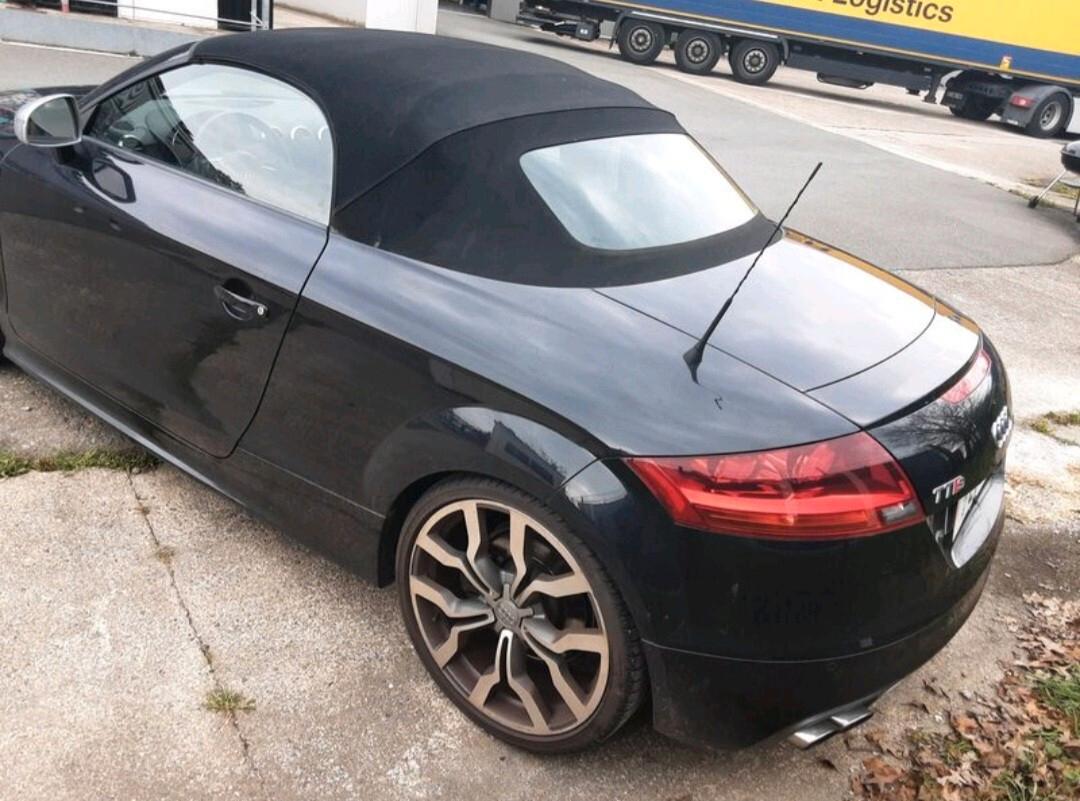 Audi TTS Roadster