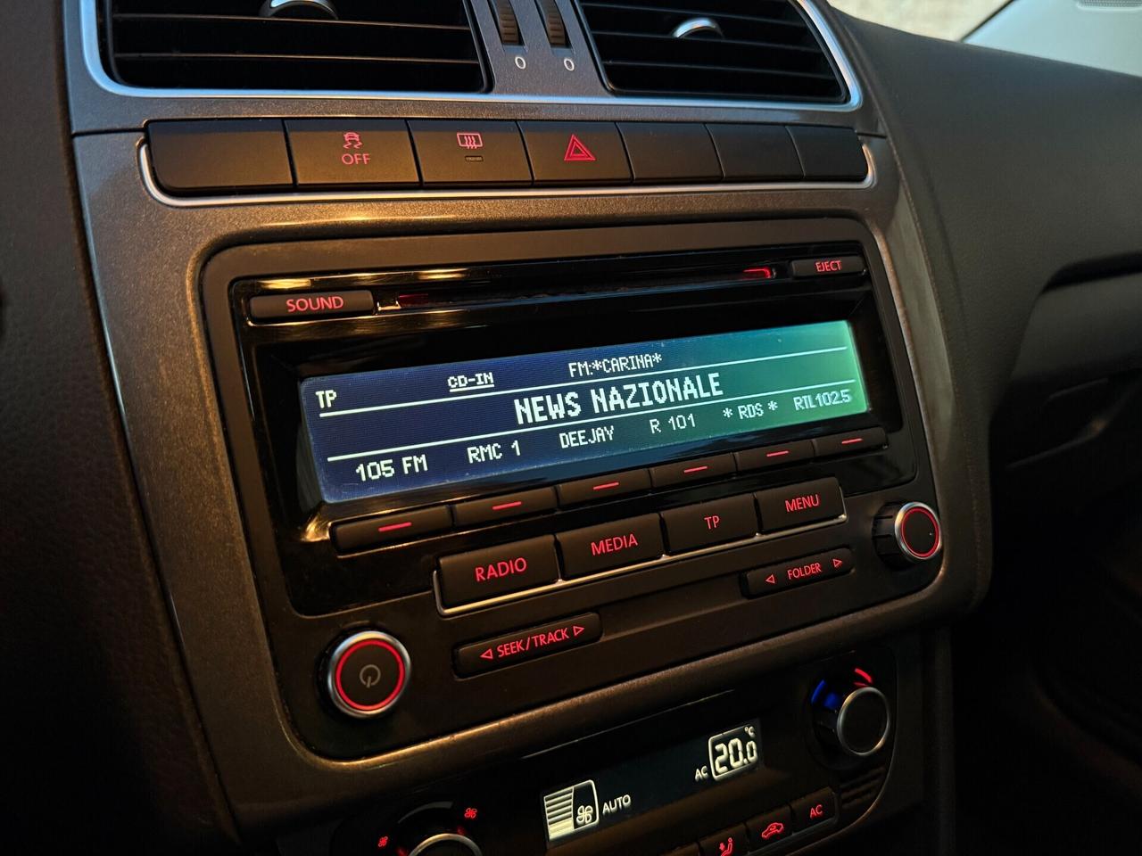 Volkswagen Polo/1.6 90 CV/CERCHI 16"/NEOPATENTATI
