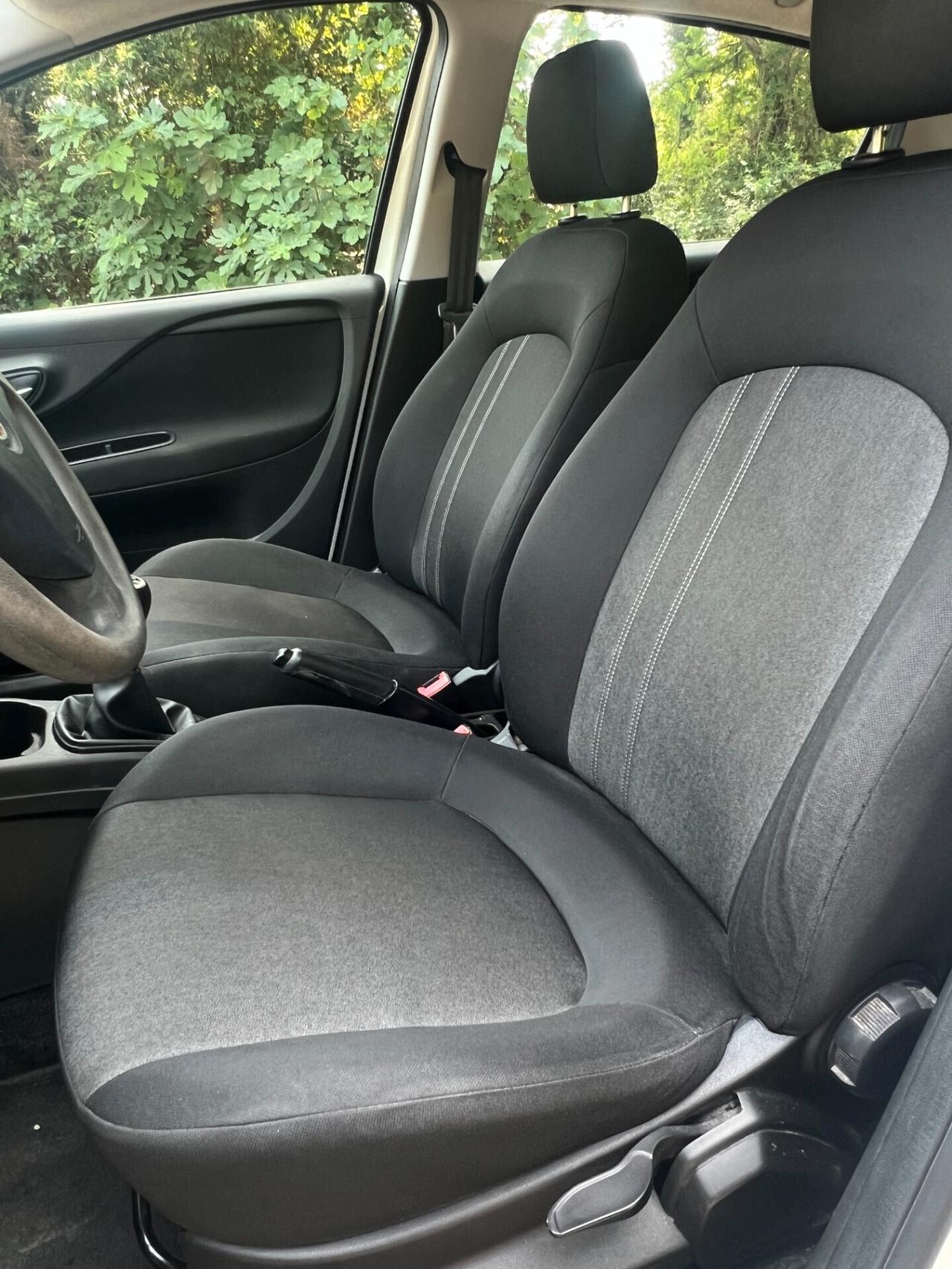ADATTA PER NEOPATENTATI Fiat Punto 1.2 8V 5 porte Lounge