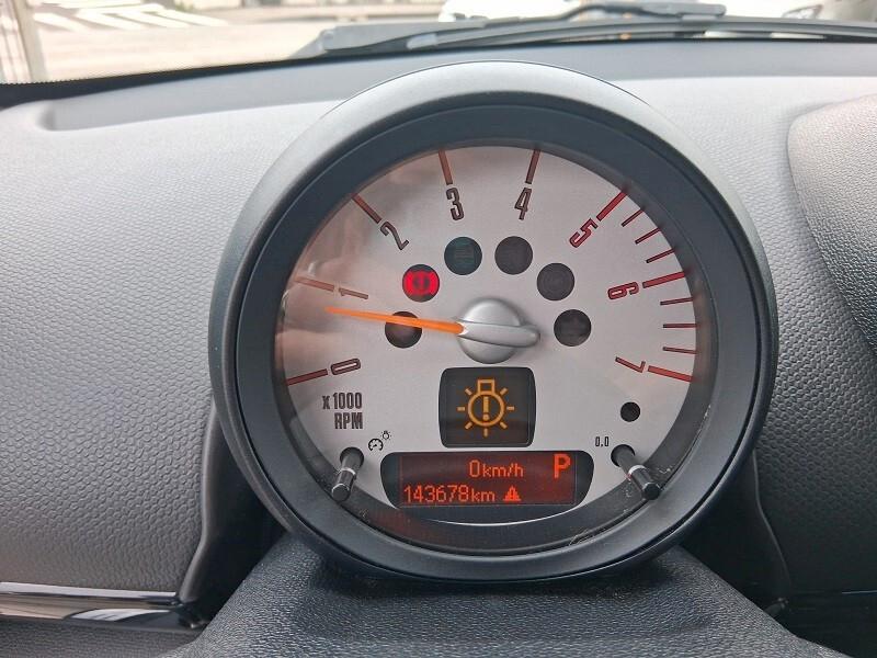 Mini Cooper D Countryman 2.0 Automatica (770)