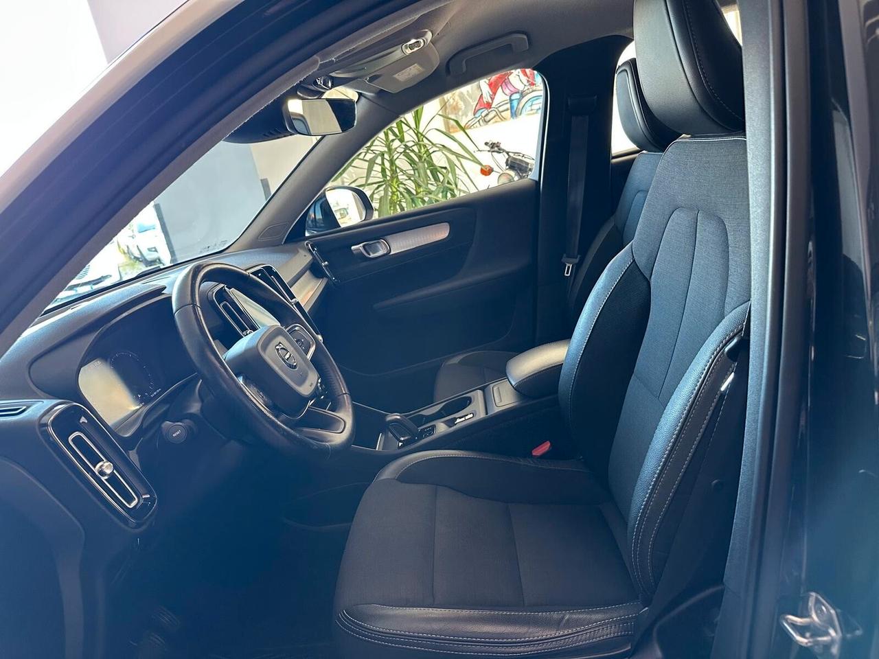 Volvo XC40 D4 AWD Geartronic R-design