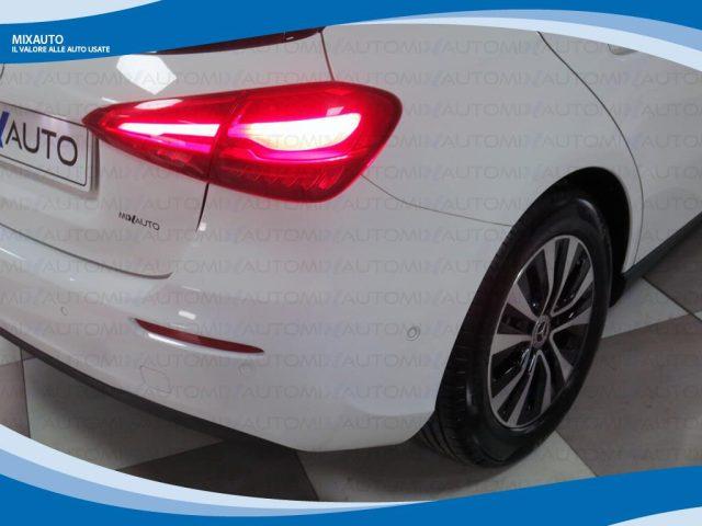 MERCEDES-BENZ A 180 D Automatic Advanced EU6