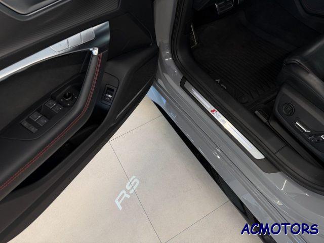 AUDI RS6 Avant 4.0 TFSI V8 quattro tiptronic