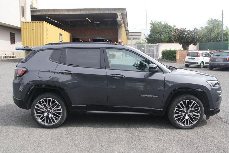 Jeep Compass e-Hybrid 1.5 Turbo MHEV T4 96kW Summit DDCT