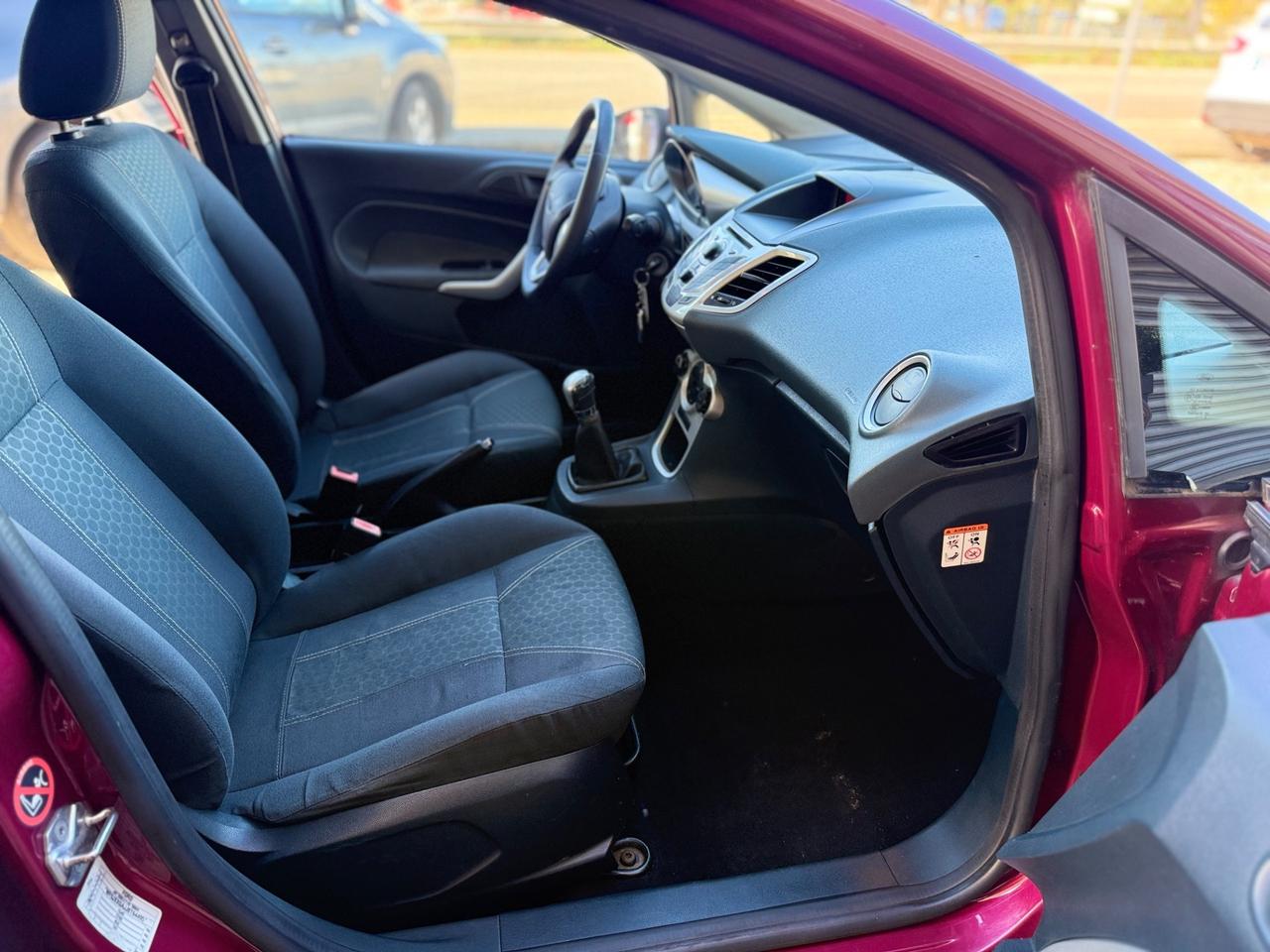 Ford Fiesta 1.4 TDCi 5p. Titanium